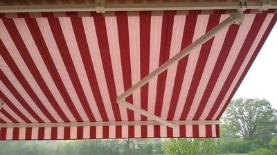 tenda da sola a braccio estensibile
